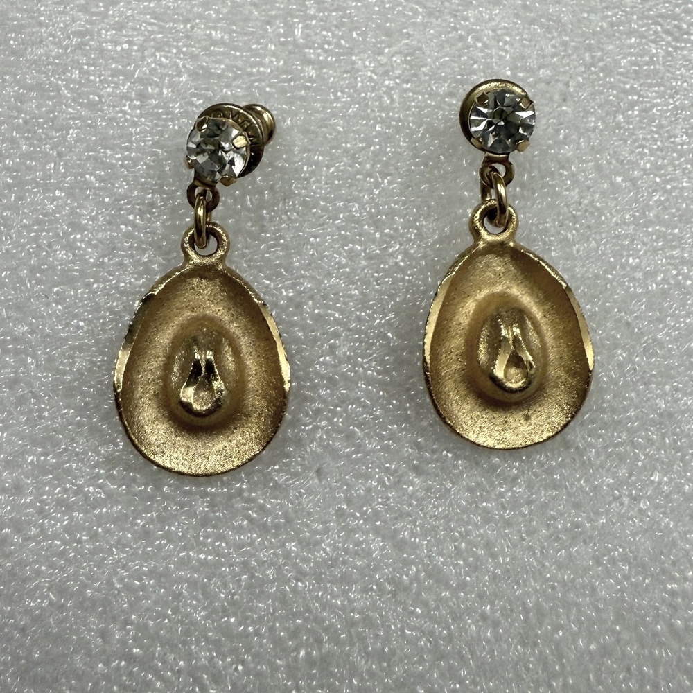 Vintage Gold colred cowboy hat earings with cubic zirconia‎